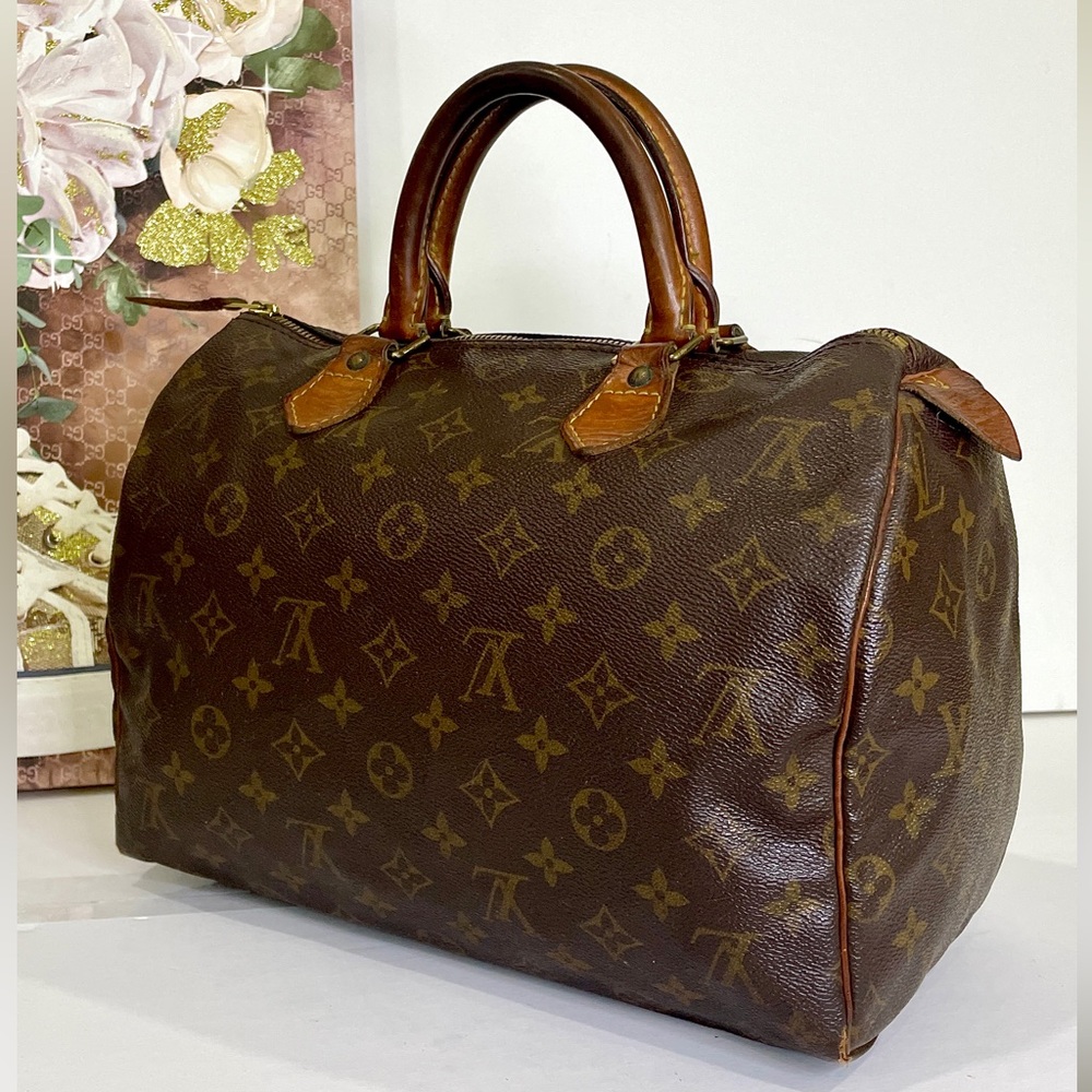 LOUIS VUITTON Monogram Speedy 30 handbag